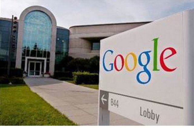 Bozuk para boyutuna ininceye kadar sıkıştırıldınız ve kütleniz orantısal yoğunluğunuzu koruyacağınız kadar ufaldı. Ardından bir kıyıcı (blender) içine atıldınız ve 60 saniye içinde çalışmaya başlayacak. Ne yapardınız?