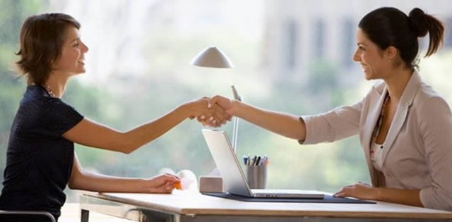 Kendi payını en fazla tutup hayatta kalması için nasıl bir paylaşım yapmalı? (İpucu: Korsanlardan biri altının yüzde 98'ini alır)