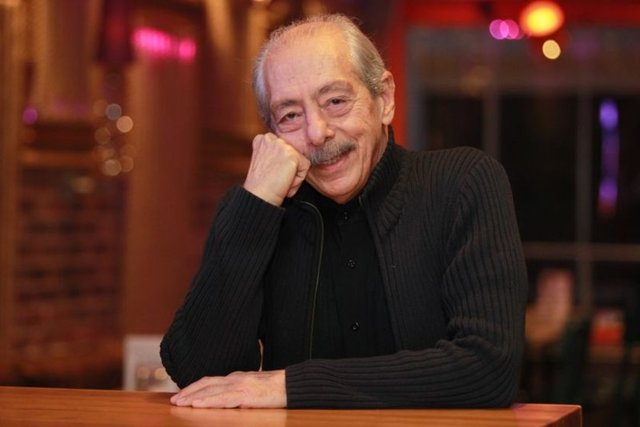 Onur Ödülü: Genco Erkal