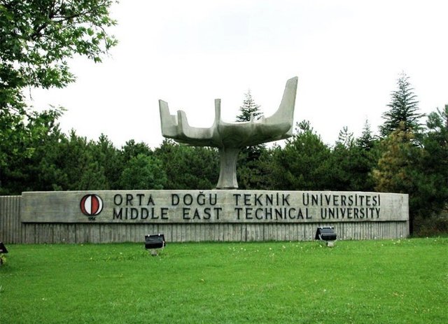 Son 3 yıldır Harvard, Oxford gibi dünya devleri ile saygınlıkta ilk 100 içinde yer alan Türkiye'den tek üniversite Orta Doğu Teknik Üniversitesi (ODTÜ) bu yıl sıralamaya giremedi.