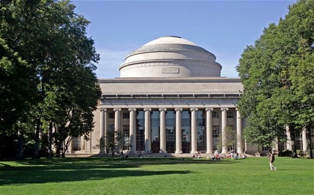 4- MASSACHUSETTS TEKNOLOJİ ENSTİTÜSÜ- MIT (ABD)