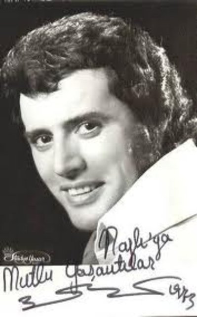 Filmlerinden bazıları : - 1. Plajda Sevişelim (1964)