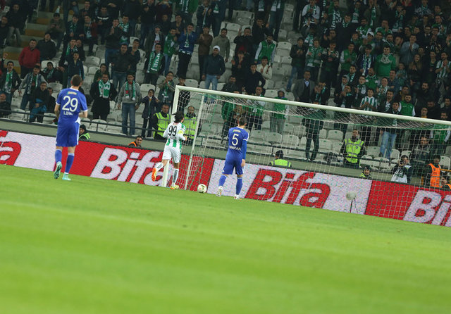 - Türkiye sizinle gurur duyuyor.