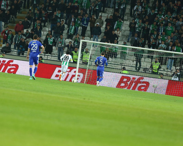 - - Kasımpaşa ve Şota, futbolun sadece kazanmak olmadığını kanıtladı.