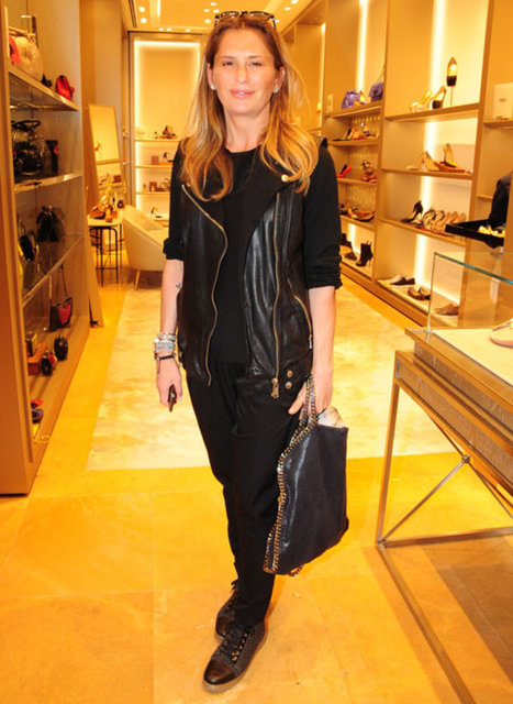 ESRA ÇAVUŞOĞLU