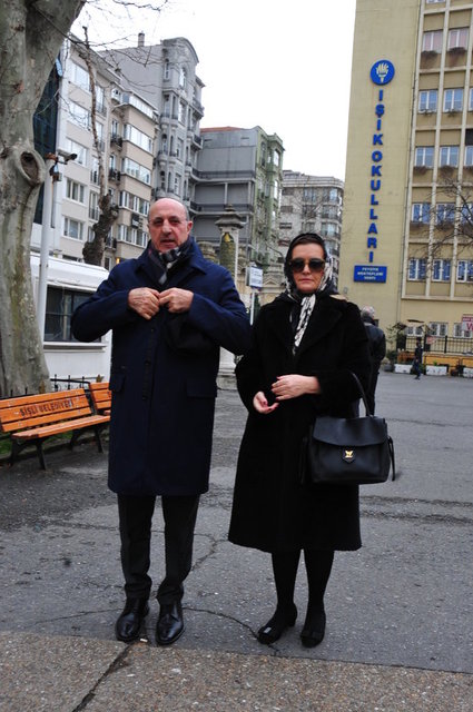 İLHAN-BİNHAN KESİCİ 