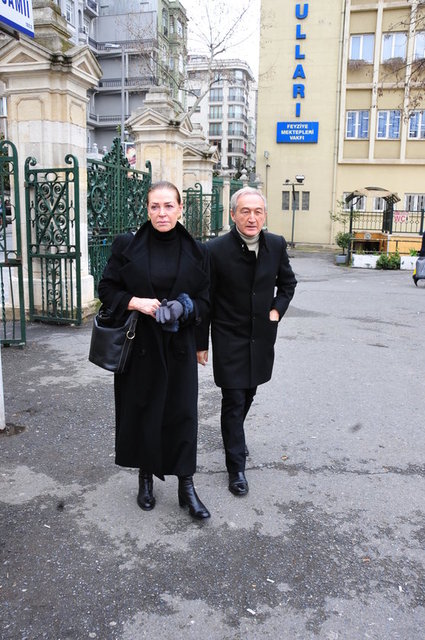 MERAL - VURAL GÖKÇAYLI 