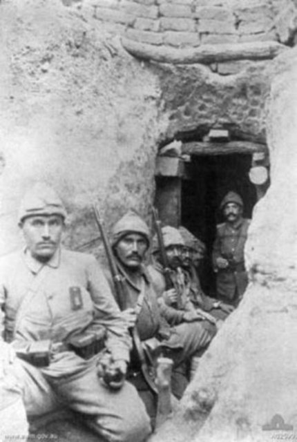 125. Piyade Tümenine bağlı Türk askerleri