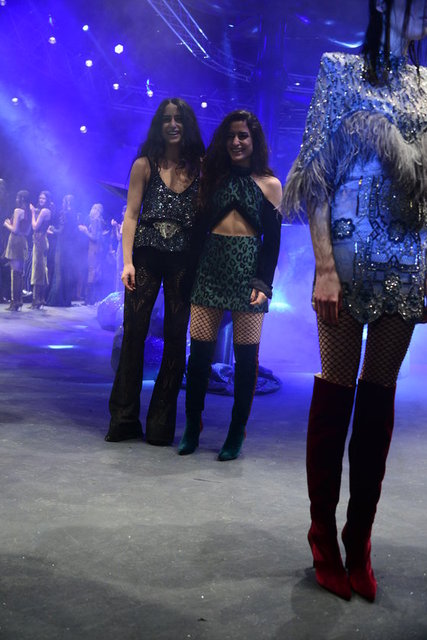 RAISA & VANESSA