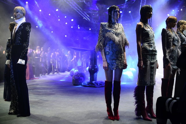 RAISA & VANESSA DEFİLE