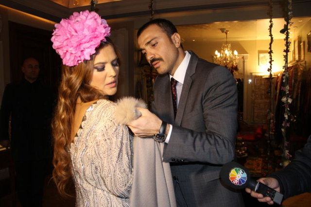 Kocası 100 TIR aldı diye gurur duyan Demet Akalın'ın sevincinden istiyorum.