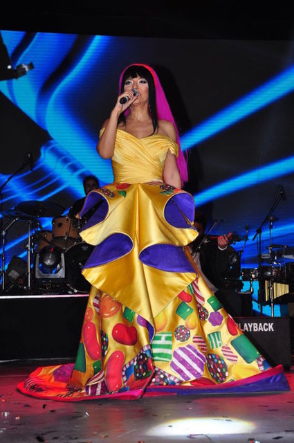 Kocan onları almasaydı gurur duymayacak mıydın?