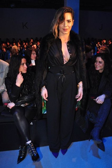 Eliz Sakuçoğlu, sportif vücudunu yine gözler önüne serdi.