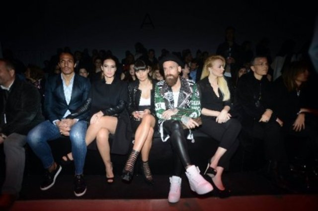 Mehtap Elaidi, Zeynep Tosun, Zeynep Erdoğan, Salih Balta, Burçe Bekrek, Raşit Bağzıbağlı, Çiğdem Akın, Nedret Taciroğlu, Deniz Berdan, Selma Estate, Hande Çokrak, Tuba Ergin gibi güçlü isimler yer aldı.