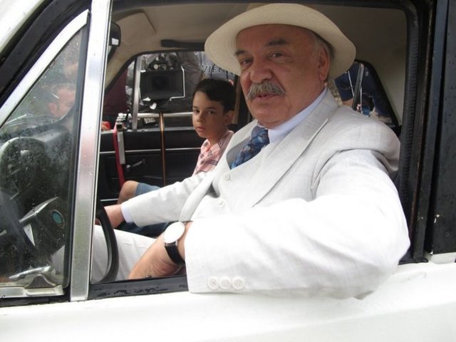 En iyi ilk 10 erkek drama oyuncusu  -  - Çetin Tekindor