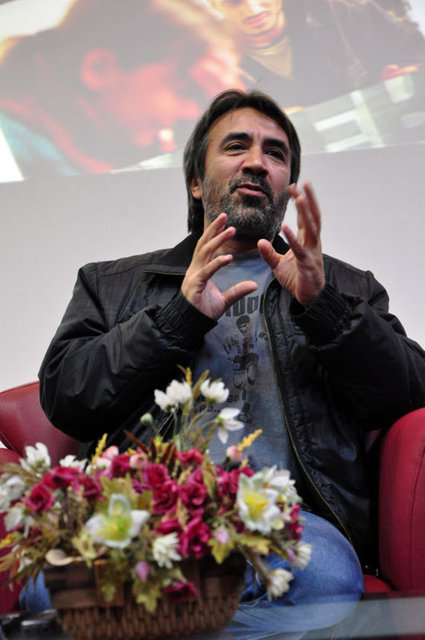 Zeki Demirkubuz (Masumiyet)