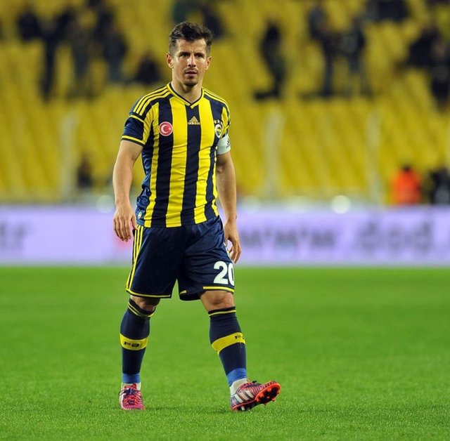 Fenerbahçe'den hiçbir futbolcuyu kadroya almaması dikkat çekti.