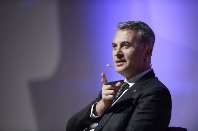 Beşiktaş Başkanı Fikret Orman, Fitbol Dergisine izlediği en iyi oyunculardan oluşan Beşiktaş 11'i açıkladı. İşte Fikret Orman'ın en iyi Beşiktaş'ı... -  