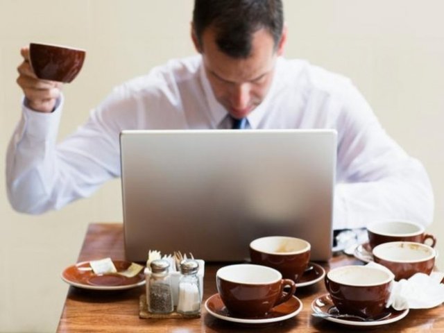 13-Çok fazla kahve içmeyin.