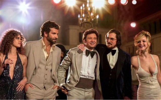 Daha sonra da American Hustle için birlikte kamera karşısına geçtiler.