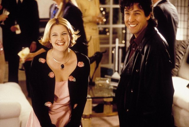 Adam Sandler ve Drew Barrymore'un ilk işbirliği "The Wedding Singer" (Düğün Şarkıcısı) filminde oldu.