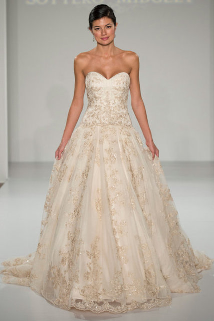 Tasarımcılar, değişen trendler ışığında, her yeni sene, daha güzel modellere imza atıyorlar. E bu da işi biraz daha zorlaştırıyor.