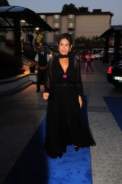 SUZAN SABANCI DİNÇER