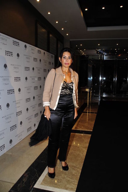 SUZAN SABANCI DİNÇER