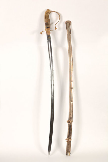 Sultan Reşad'ın Enver Paşa'ya armağan ettiği merasim kılıcı.