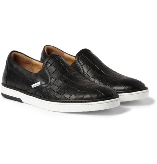 Son yıllarda, smokin altına giyilen sneaker ve slip on formlu ayakkabı trendi devam edecek. Klasik ayakkabılarda, daha modern alternatiflere sahip olunacak.