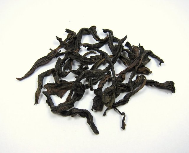 New Yorklu tüccar Thomas Sullivan, müşterilerine satışın yaptığı çaylardan örnekleri kağıt poşetlerin içerisinde gönderiyordu.