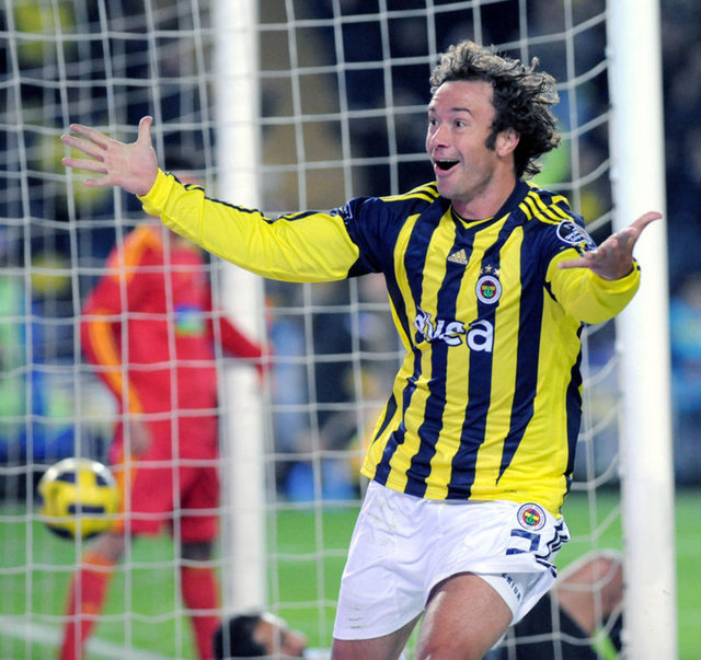 Son yıllarda 3 büyüklerin kadrosunda bulunan yabancı futbolcular şimdi hangi takımlarda top koşturuyor?Diego Lugano - Yaşı: 35 - Takımı: Sao Paulo