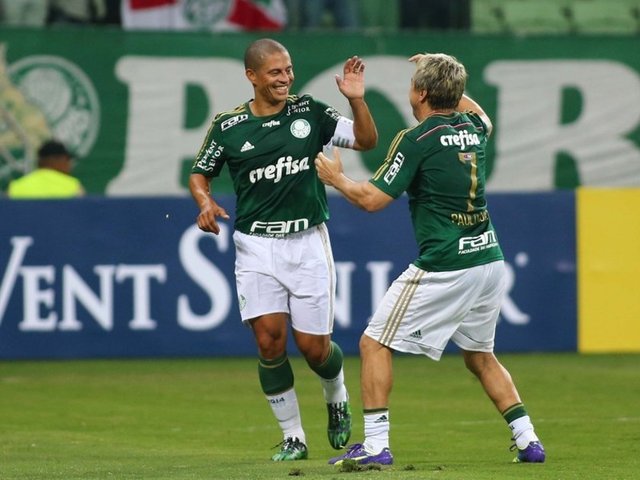 - Alex'in arkadaşları, Brezilya'nın Sao Paulo kentindeki Allianz Park'ta oynanan maçın 14 ve 20. dakikalarında Tuncay Şanlı'nın attığı gollerle 2-0 öne geçti.