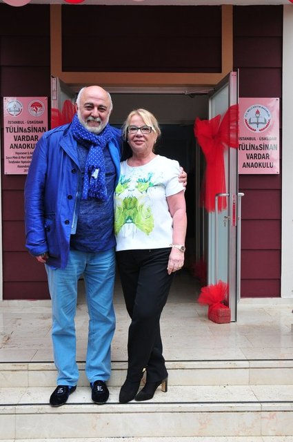 SİNAN VARDAR VE EŞİ TÜLİN VARDAR