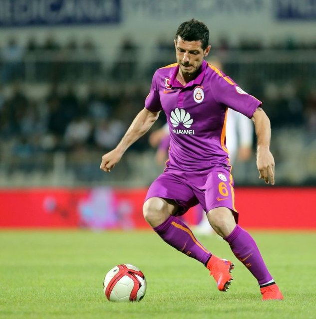 Blerim Dzemaili - Yaşı: 29 - Takımı: Genoa (İtalya)