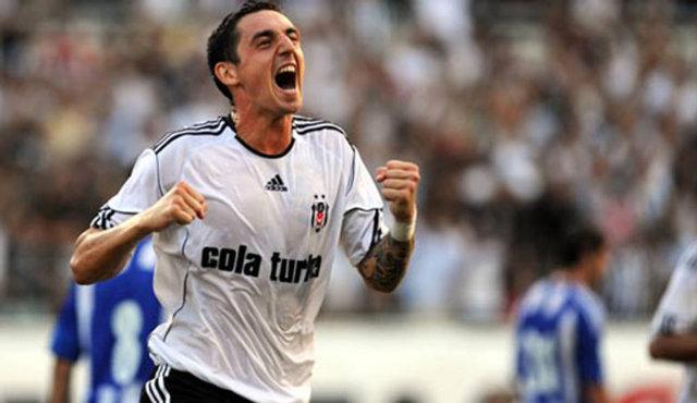 Roberto Hilbert - Yaşı: 30 - Takımı: Bayer Leverkusen (Almanya)