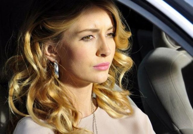 Yasemin Kay Allen ise Yıldızoğlu'nun Dudley Allen ile evliliğinden dünyaya geldi.  -