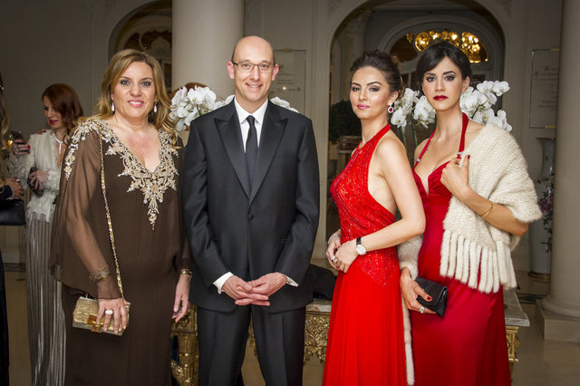 HÜLYA BİREN, PASCAL CAMIA