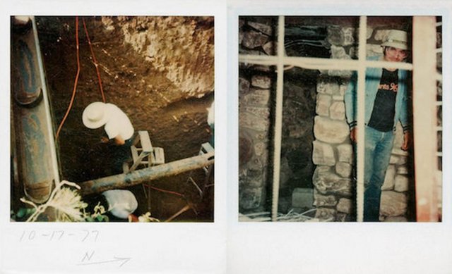 Birtakım fotoğraflar ve planlar, yakındaki evlerin bazılarından Malikâne'ye uzanan yeraltı tünelleri olduğunu ortaya koyuyor