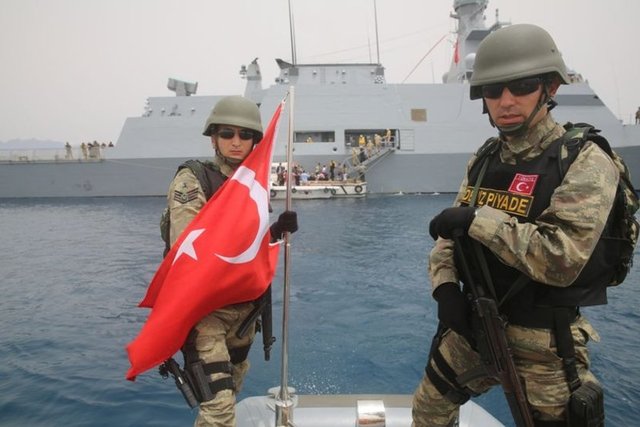 "İlgili kurumlarımızın özverili ve hassas çalışmaları ve tesis edilen eşgüdüm neticesinde vatandaşlarımızın salimen Aden'den ayrılmış olmaları memnuniyet vericidir."