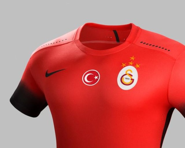 Galatasaray 30 Eylül'deki Astana maçında 3. formasını giyecek. Forma 1 Ekim'de satışa çıkacak.