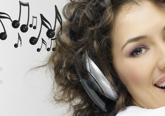 En sevdiğimiz şarkılar hayatımızda duygusal bir an ile eşleşen şarkılardır.