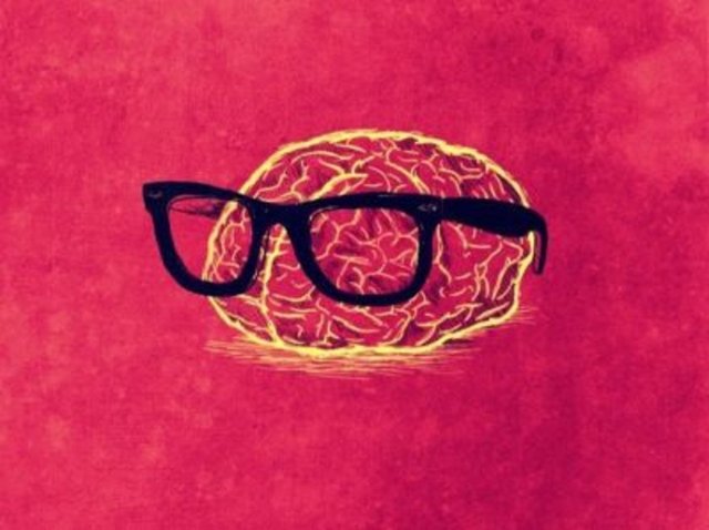 14. Beyin, sıkıcı insanlardan dinlediğiniz sıkıcı konuşmaları olduğu gibi KAYDETMİYOR! Onları daha ilginç hale getirerek yeniden yazıyor. -