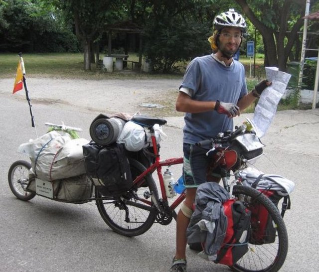 Parayı deneyim kazanmak için harcamak insanları daha mutlu ediyor.