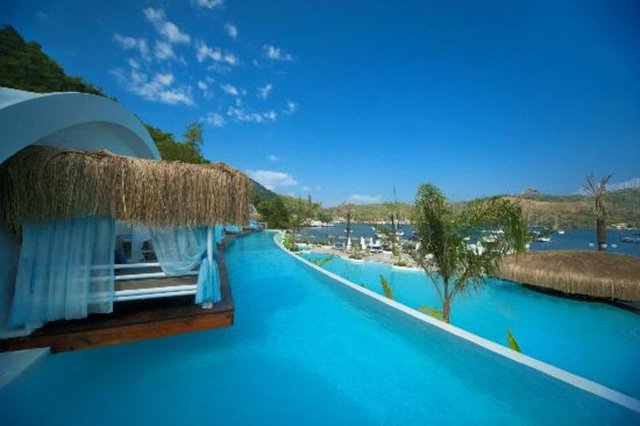 Fethiye, kuşkusuz Türkiye'nin en özel destinasyonlarından, Fethiye Yatch Classic Hotel ise, en iyi butik otellerinden biri. Marina ve spa hizmetleri ile de dikkat çeken otel, denenmesi gereken bir tatil tecrübesi fırsatı sunuyor.