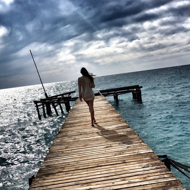 EDA TAŞPINAR  - Hayatı ya yaşarsın ya da yazarsın ben yazdım sen yaşa....