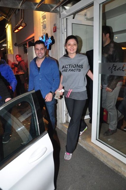 Nuri ALTUNTAŞ / HT MAGAZİN - Nurgül Yeşilçay önceki akşam sevgilisi Özgür İnal'la Arnavutköy'de akşam yemeği yedi.