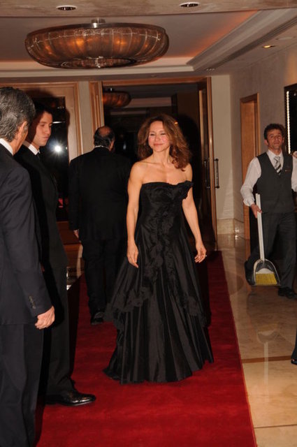 YASEMİN ALOĞLU