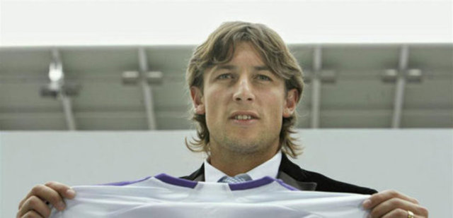 GABRIEL HEINZE - Manchester United'tan Real Madrid'e: 12 milyon Euro - Real Madrid'den Marsilya'ya: 1.5 milyon Euro - ZARAR: 10.5 MİLYON EURO -
