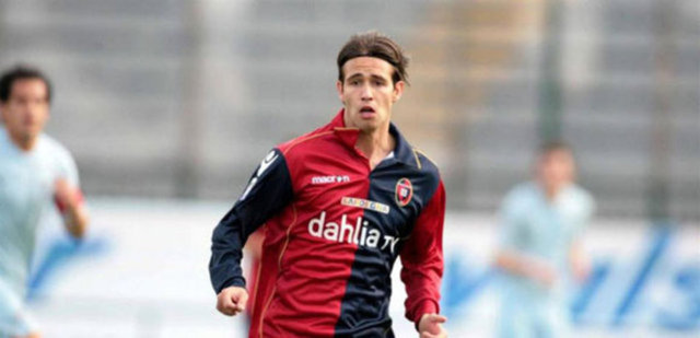 ROBERT ACQUAFRESCA - Inter'den Genoa'ya: 15 milyon Euro - Genoa'dan Bologna'ya: 2.5 milyon Euro - ZARAR: 12.5 MİLYON EURO